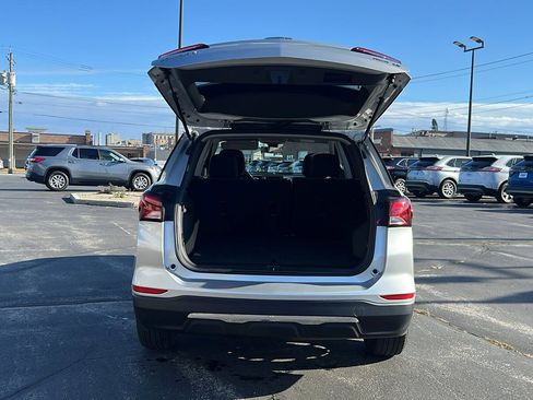 Used 2022 Chevrolet Equinox LT image 32