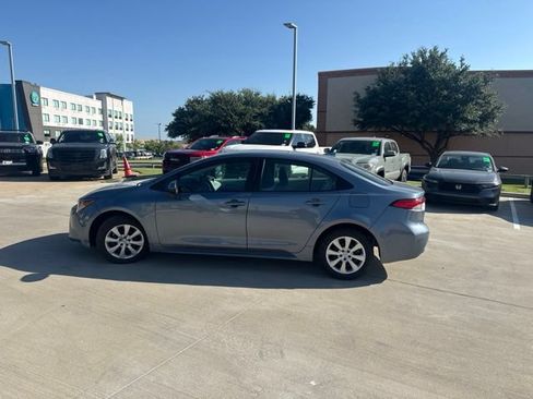 Used 2026 Toyota Corolla LE FWD image 6