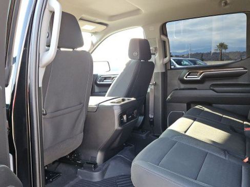 Used 2023 Chevrolet Silverado 1500 LT Trail Boss AWD/4WD image 20