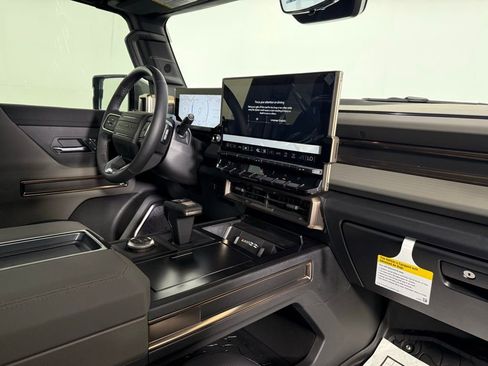 New 2025 GMC Hummer EV 3X w/ Extreme Off-Road Package image 29
