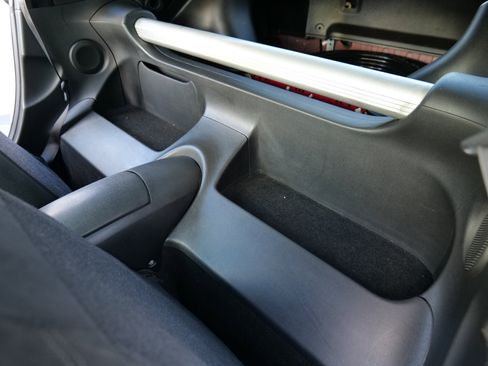 Used 2017 Nissan 370Z Coupe image 44