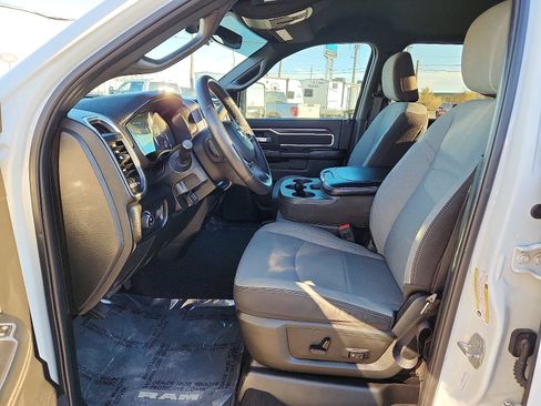 Used 2024 RAM 2500 Big Horn image 11