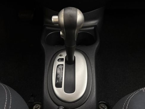 Used 2016 Nissan Versa SV image 18