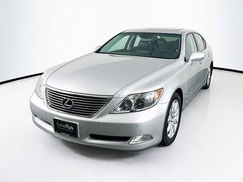 Used 2009 Lexus LS 460 RWD image 3