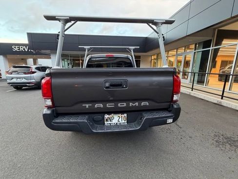 Used 2022 Toyota Tacoma SR RWD image 7