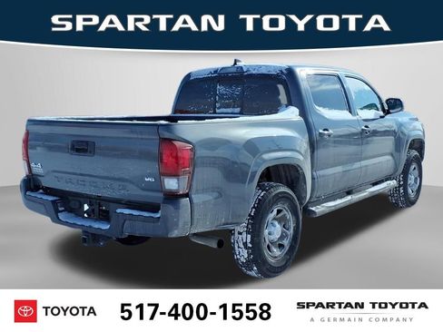 Used 2022 Toyota Tacoma SR image 7