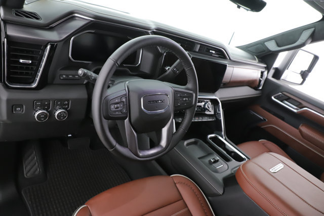 Used 2026 GMC Sierra 3500 Denali Ultimate AWD/4WD image 18