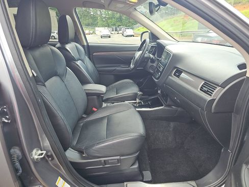 Used 2019 Mitsubishi Outlander SEL FWD image 14