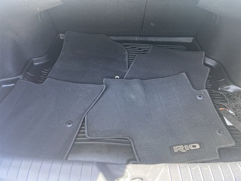 Used 2014 Kia Rio EX image 11