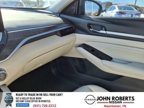 Used 2023 Nissan Altima 2.5 SL image 8