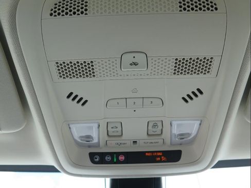 New 2025 Cadillac XT5 Premium Luxury w/ LPO, Floor Liner Package image 21