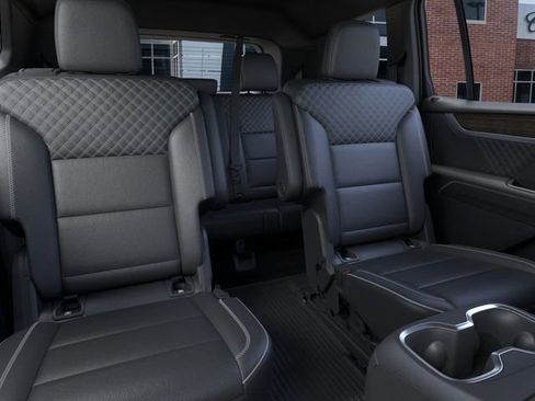 New 2026 GMC Acadia Denali w/ Super Cruise Package image 17