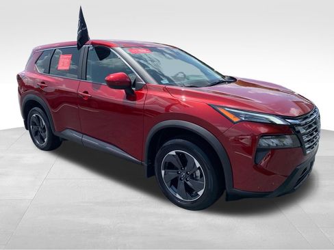 Used 2025 Nissan Rogue SV FWD image 8