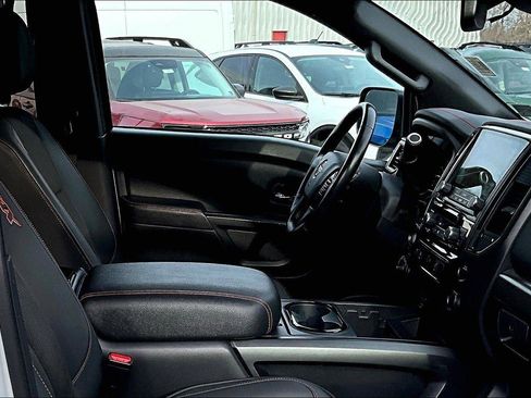 Used 2022 Nissan Titan PRO-4X w/ Off Road Protection Package image 7