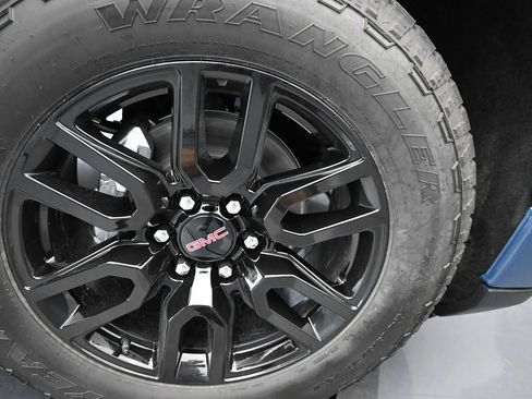 New 2026 GMC Sierra 1500 Elevation w/ Preferred Package AWD/4WD image 16