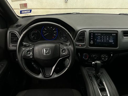 Used 2022 Honda HR-V Sport image 12