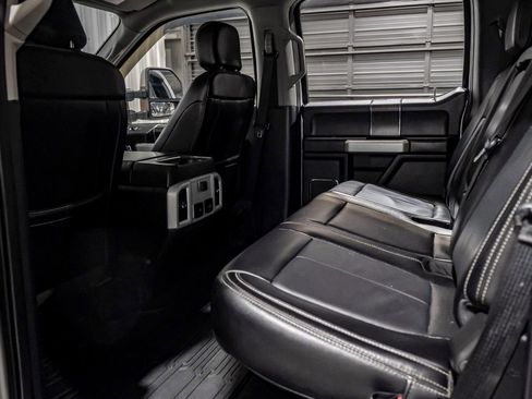 Used 2020 Ford F250 Lariat w/ Lariat Ultimate Package image 25