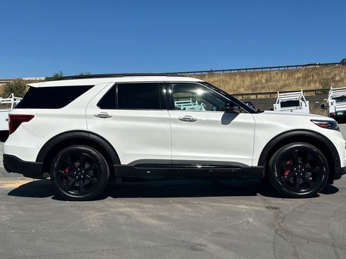 Certified 2022 Ford Explorer ST w/ Equipment Group 401A AWD/4WD image 3