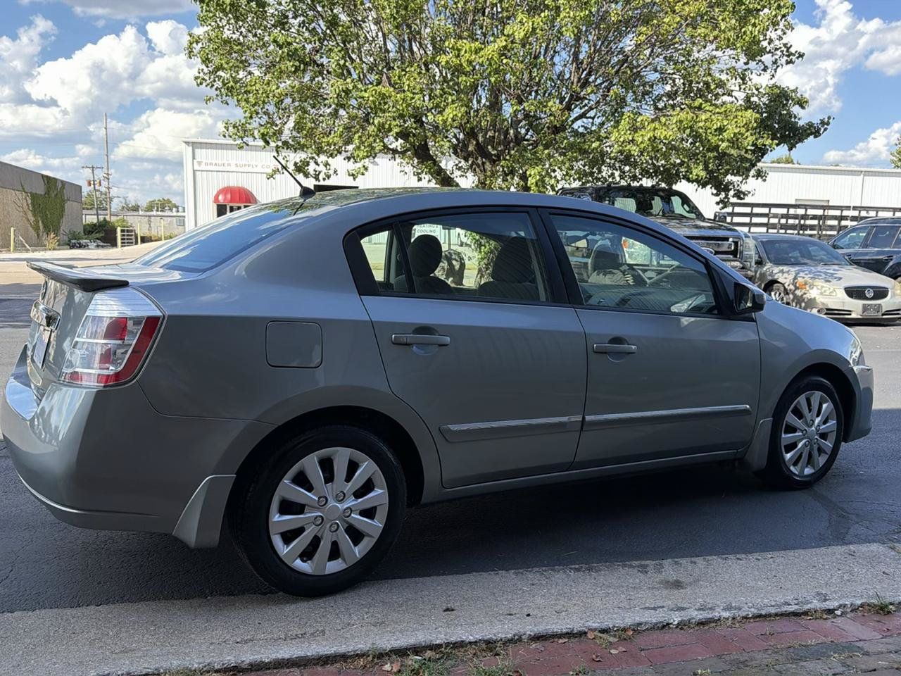 Used 2011 Nissan Sentra 2.0 S FWD image 8