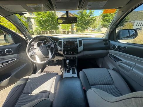 Used 2012 Toyota Tacoma 4x4 Double Cab image 4