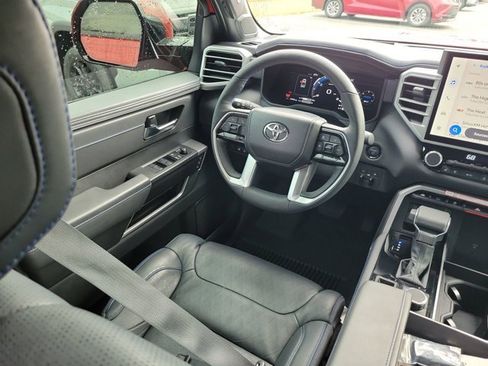 Used 2025 Toyota Tundra Platinum image 22