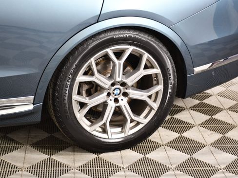 Used 2025 BMW X7 xDrive40i image 53