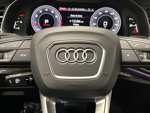 Used 2025 Audi Q7 3.0T Premium Plus w/ Premium Plus Package AWD/4WD image 16