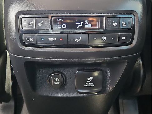 Used 2024 Hyundai Palisade Limited AWD/4WD image 14