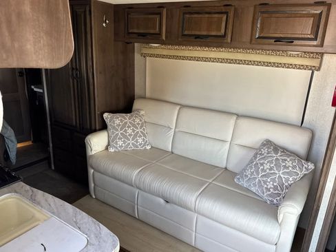Used 2017 Mercedes-Benz Sprinter 3500 image 12