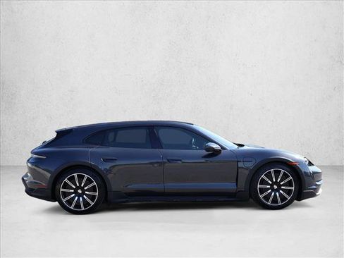 Used 2022 Porsche Taycan 4 Cross Turismo AWD/4WD image 4