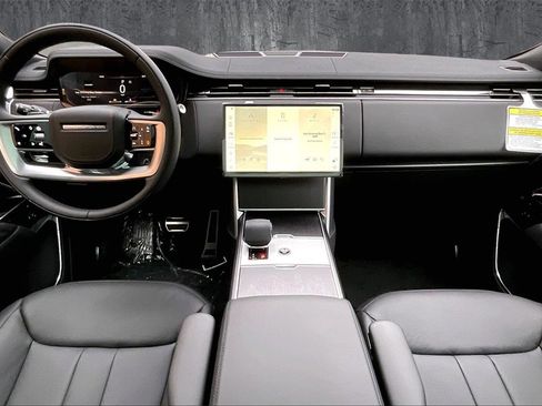 New 2026 Land Rover Range Rover SE image 5