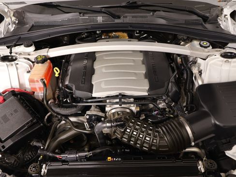 Used 2019 Chevrolet Camaro SS image 18