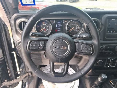 Used 2023 Jeep Wrangler Sport S AWD/4WD image 8