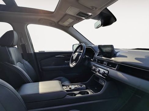 Used 2023 Honda Pilot Elite image 14