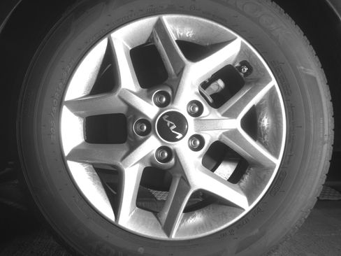 Used 2025 Kia Soul LX w/ LX Technology Package FWD image 14