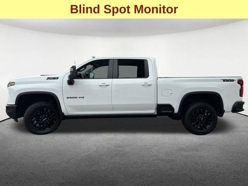 Used 2025 Chevrolet Silverado 2500 LTZ w/ LTZ Plus Package AWD/4WD image 6