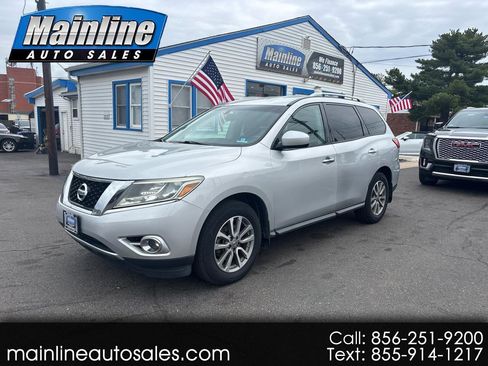 Used 2016 Nissan Pathfinder SV AWD/4WD image 1