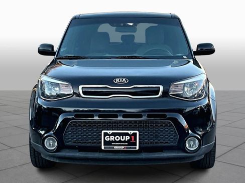 Used 2016 Kia Soul + image 3