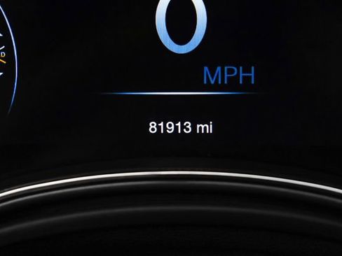 Used 2018 Jeep Grand Cherokee Limited image 21