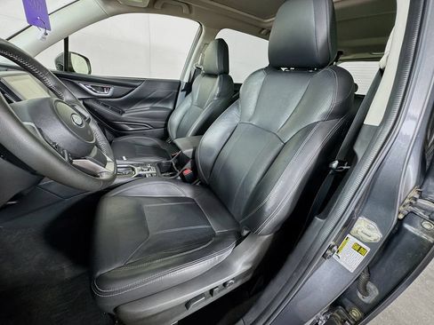 Used 2020 Subaru Forester Premium AWD/4WD image 25