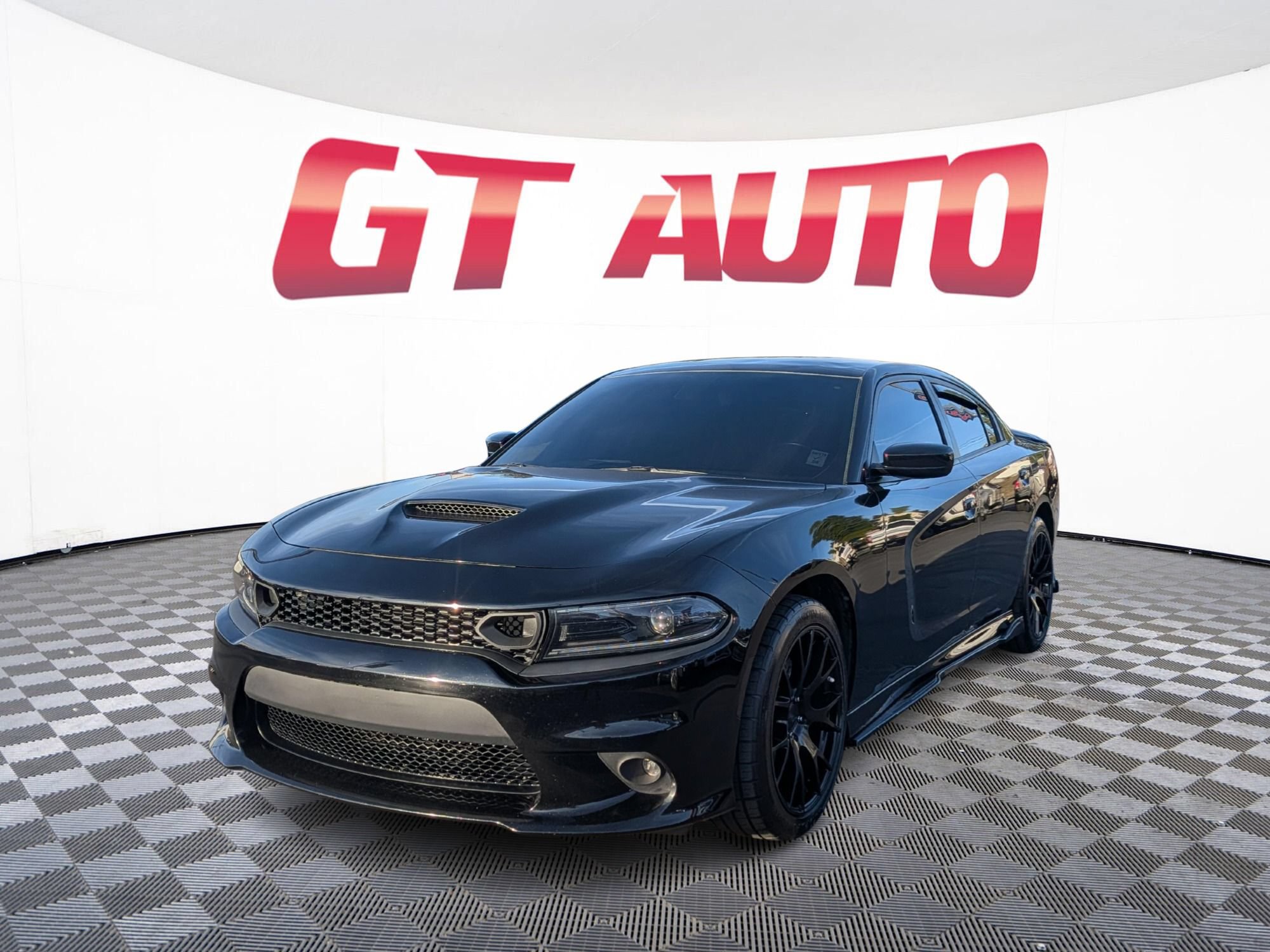 Used 2022 Dodge Charger R/T w/ Driver Convenience Group RWD image 2