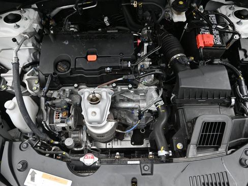 Used 2025 Honda HR-V Sport image 28