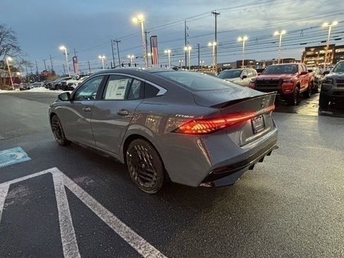 New 2026 Nissan Sentra SR w/ SR Premium Package image 5