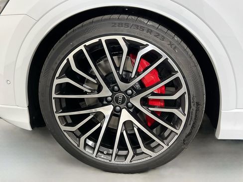 New 2026 Audi SQ8 Prestige image 30