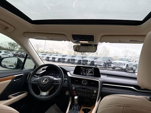 Used 2022 Lexus RX 350 Premium image 23