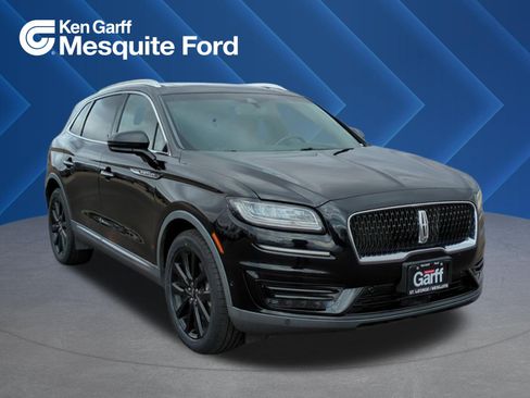 Used 2020 Lincoln Nautilus Reserve FWD image 1