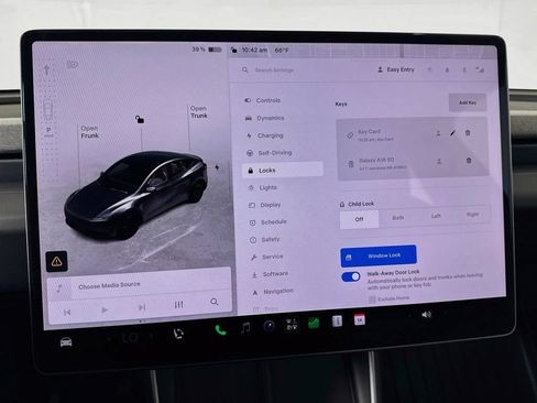 Used 2026 Tesla Model Y 2WD image 35