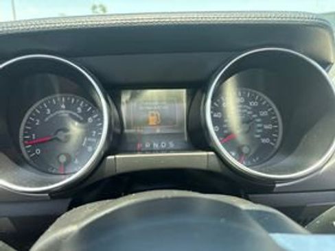 Used 2018 Ford Mustang GT Premium RWD image 11