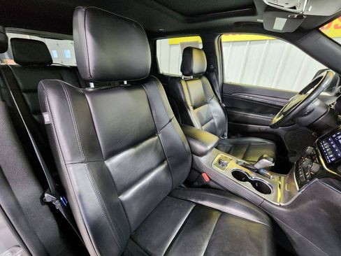Used 2021 Jeep Grand Cherokee Limited AWD/4WD image 27