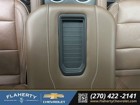 Used 2024 Chevrolet Tahoe High Country image 33